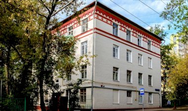 Как московские чиновники отрезают дворы у непокорных домов: драма с бюрократическим антрактом